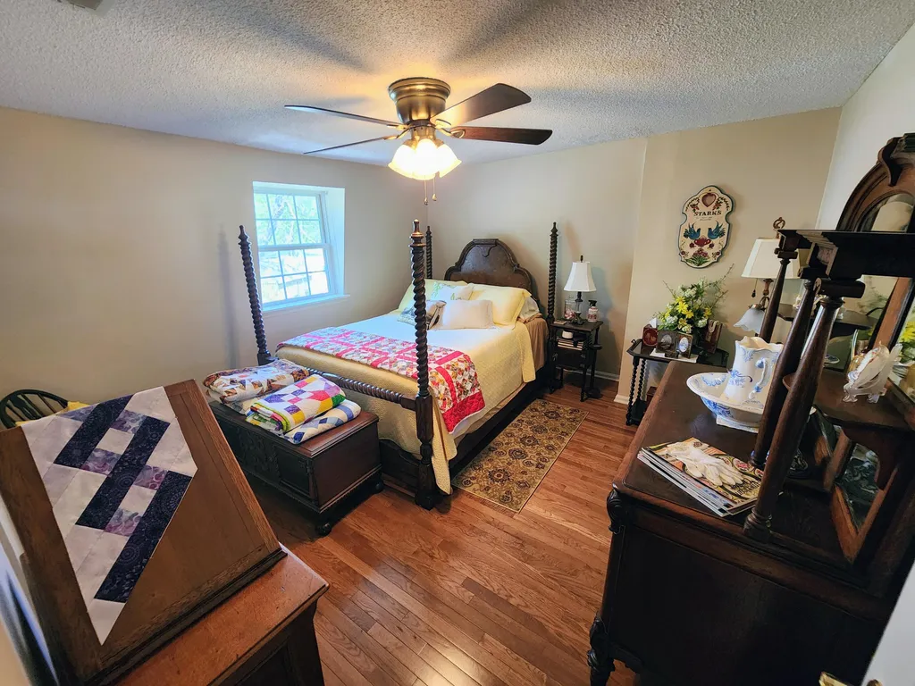 205 Forsythia Drive Paducah KY 42003