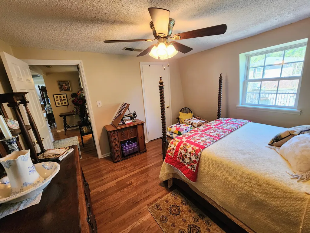 205 Forsythia Drive Paducah KY 42003