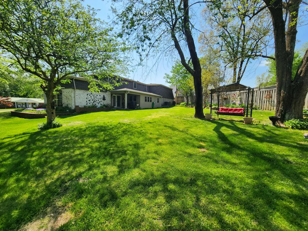 205 Forsythia Drive Paducah KY 42003