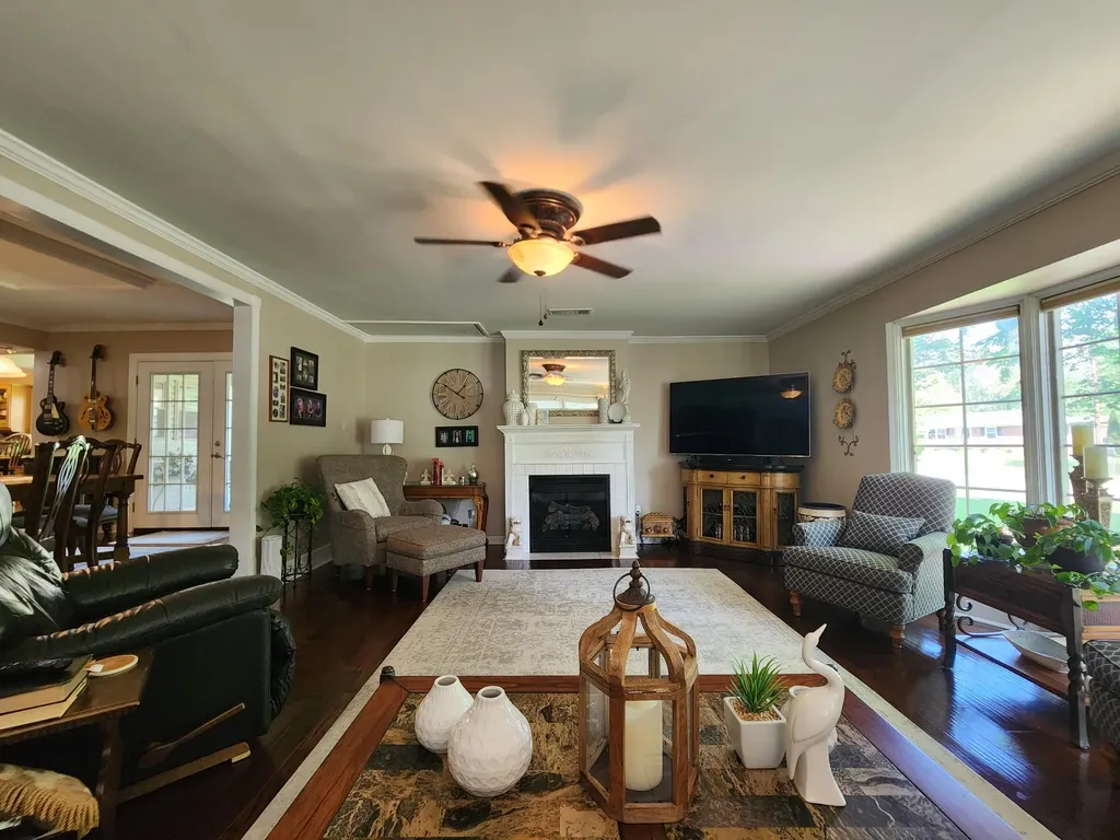 205 Forsythia Drive Paducah KY 42003