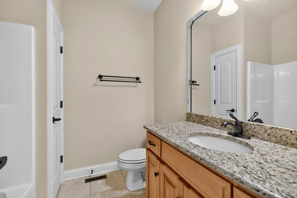 205 Red Oak Way Nicholasville KY 40356