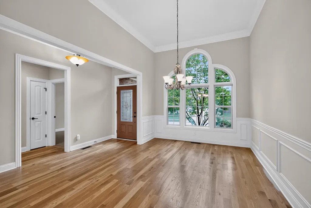 205 Red Oak Way Nicholasville KY 40356