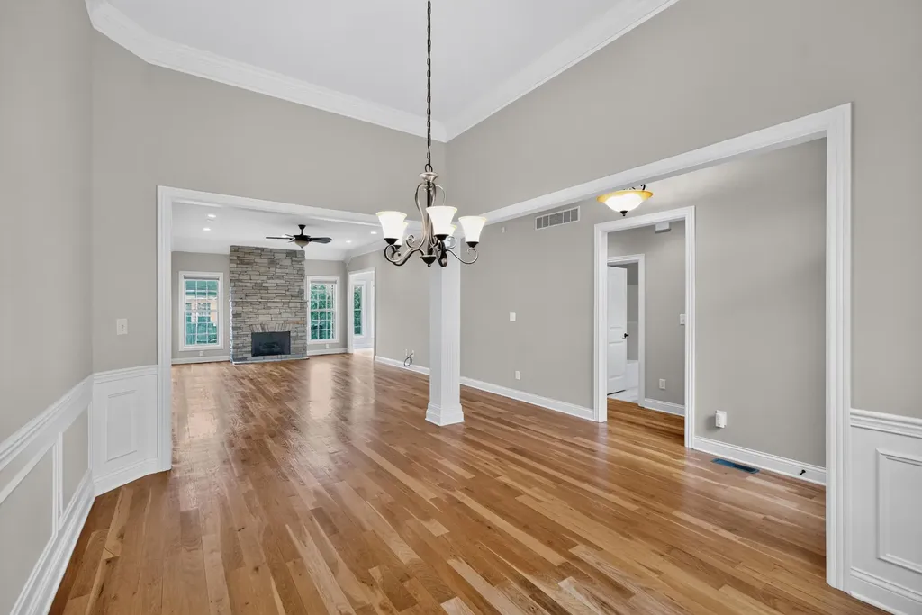 205 Red Oak Way Nicholasville KY 40356