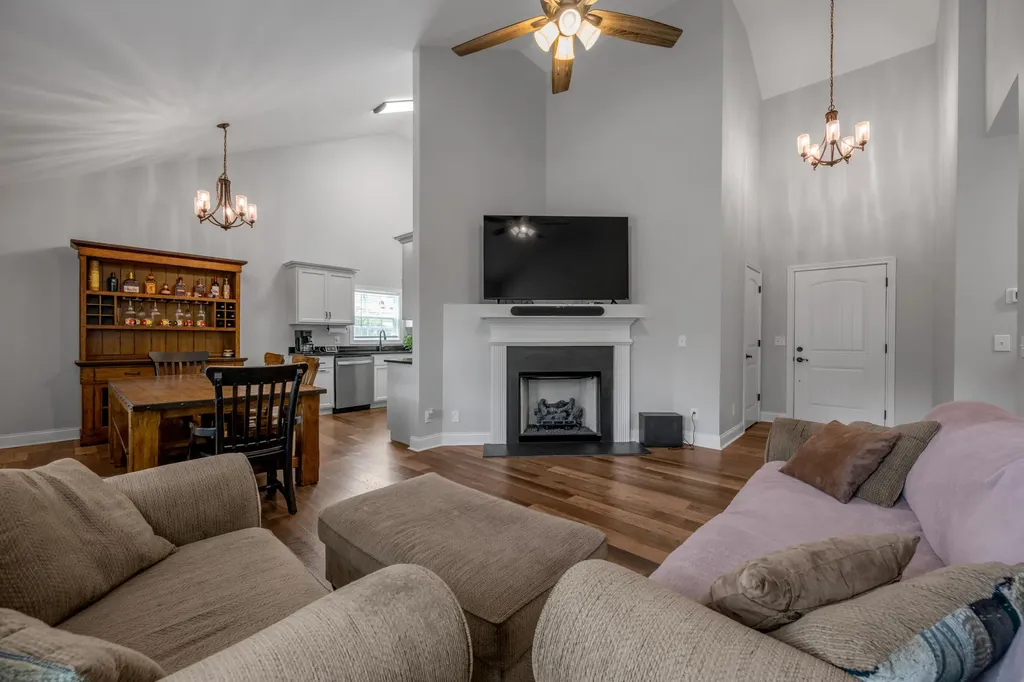 875 Ridgeview Drive Frankfort KY 40601