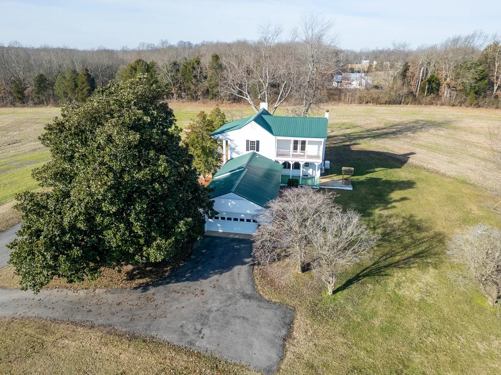 305 Simpkins Lane Mayfield KY 42066