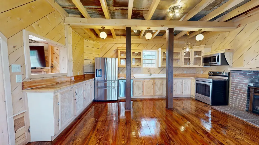 305 Simpkins Lane Mayfield KY 42066