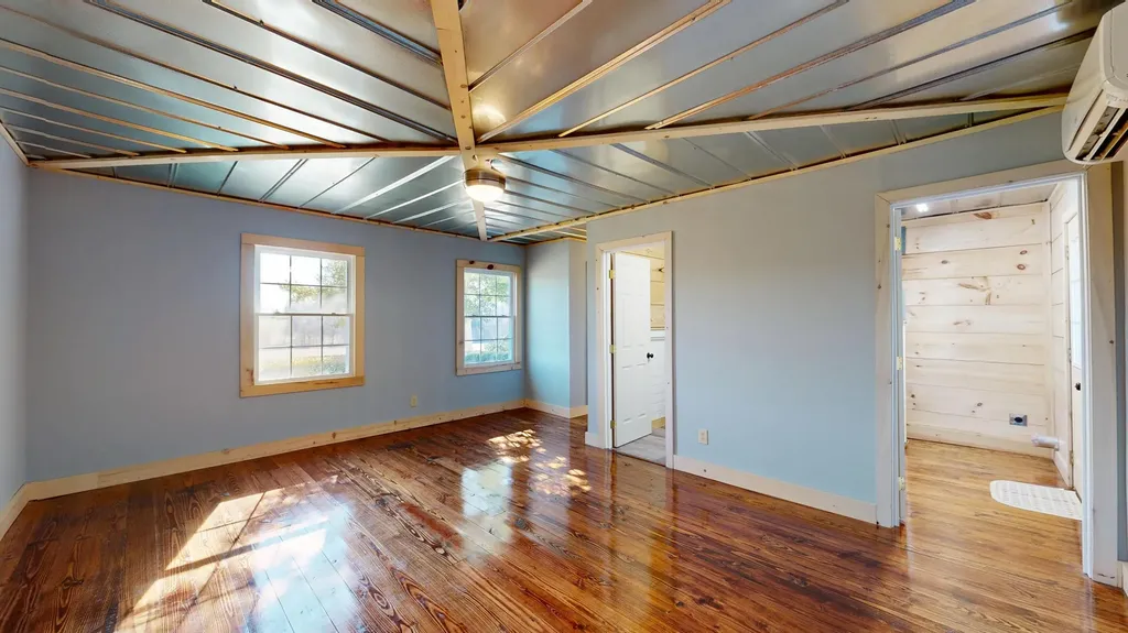305 Simpkins Lane Mayfield KY 42066