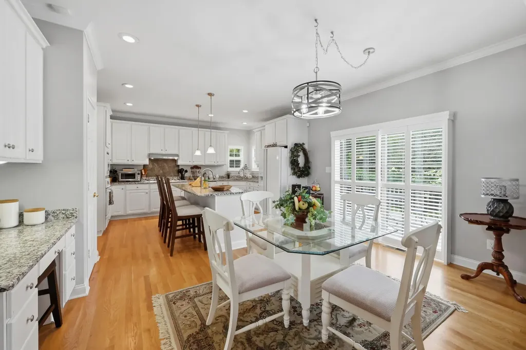 1369 Estates Hill Circle Lexington KY 40511