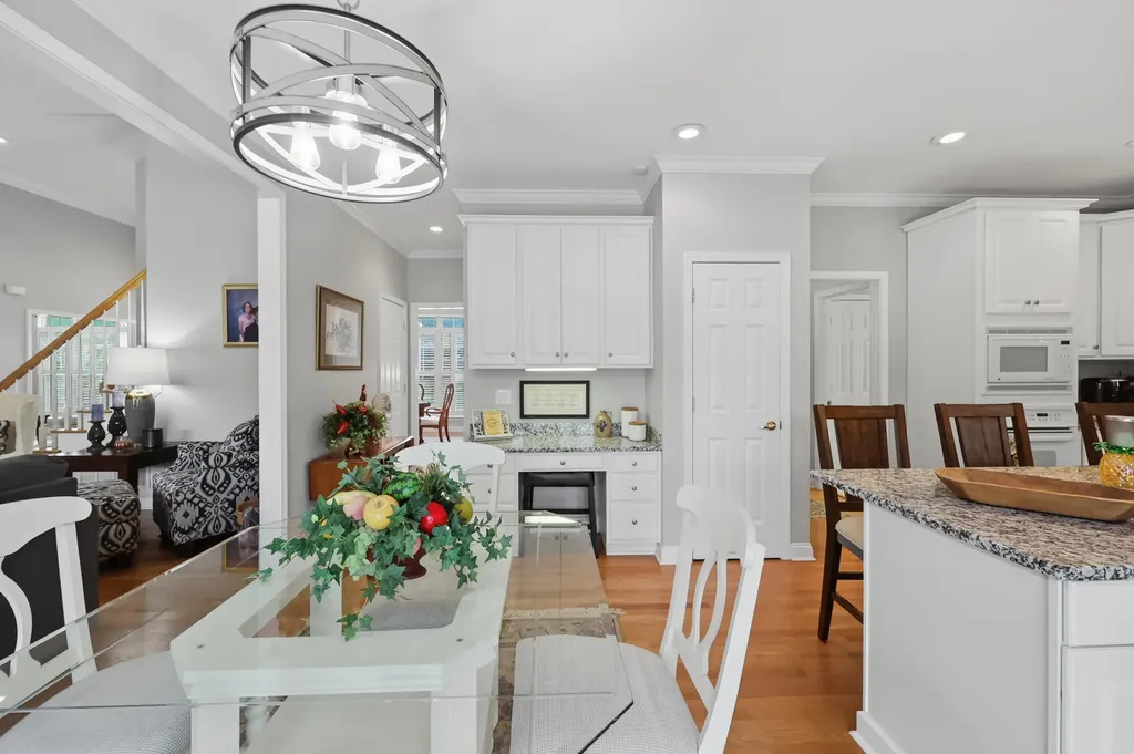 1369 Estates Hill Circle Lexington KY 40511