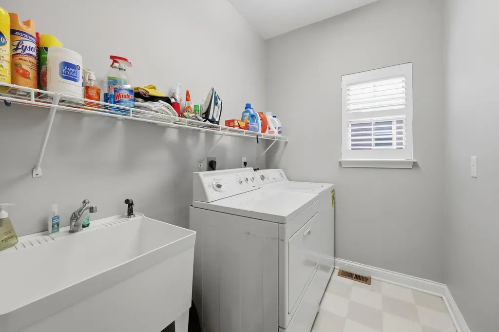 1369 Estates Hill Circle Lexington KY 40511