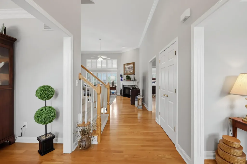1369 Estates Hill Circle Lexington KY 40511