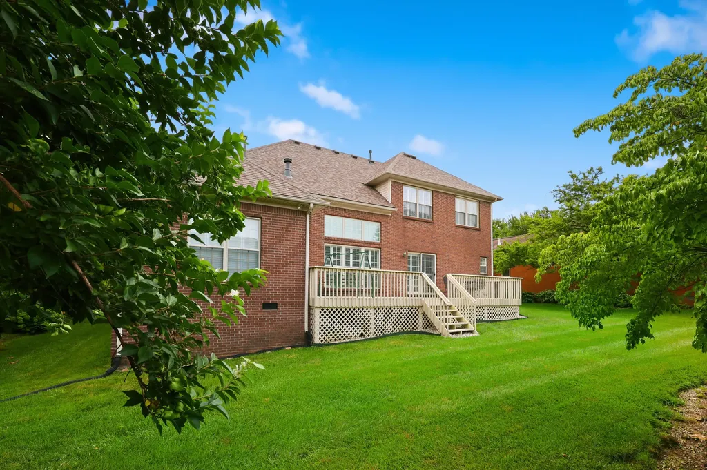 1369 Estates Hill Circle Lexington KY 40511