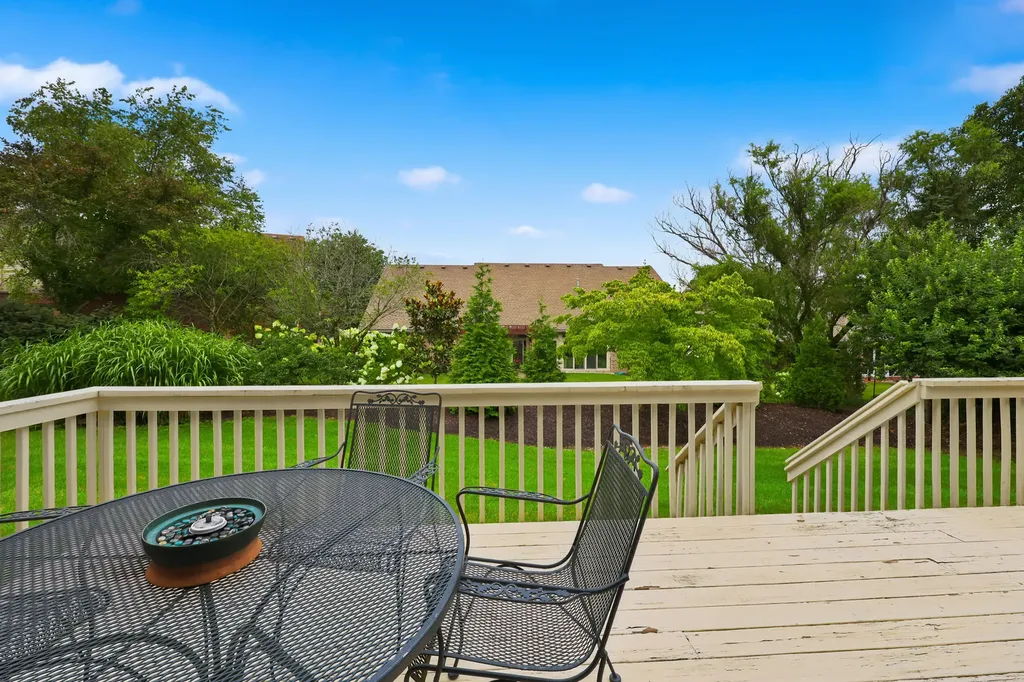 1369 Estates Hill Circle Lexington KY 40511