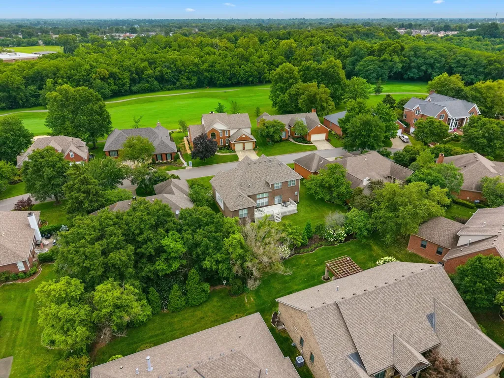 1369 Estates Hill Circle Lexington KY 40511
