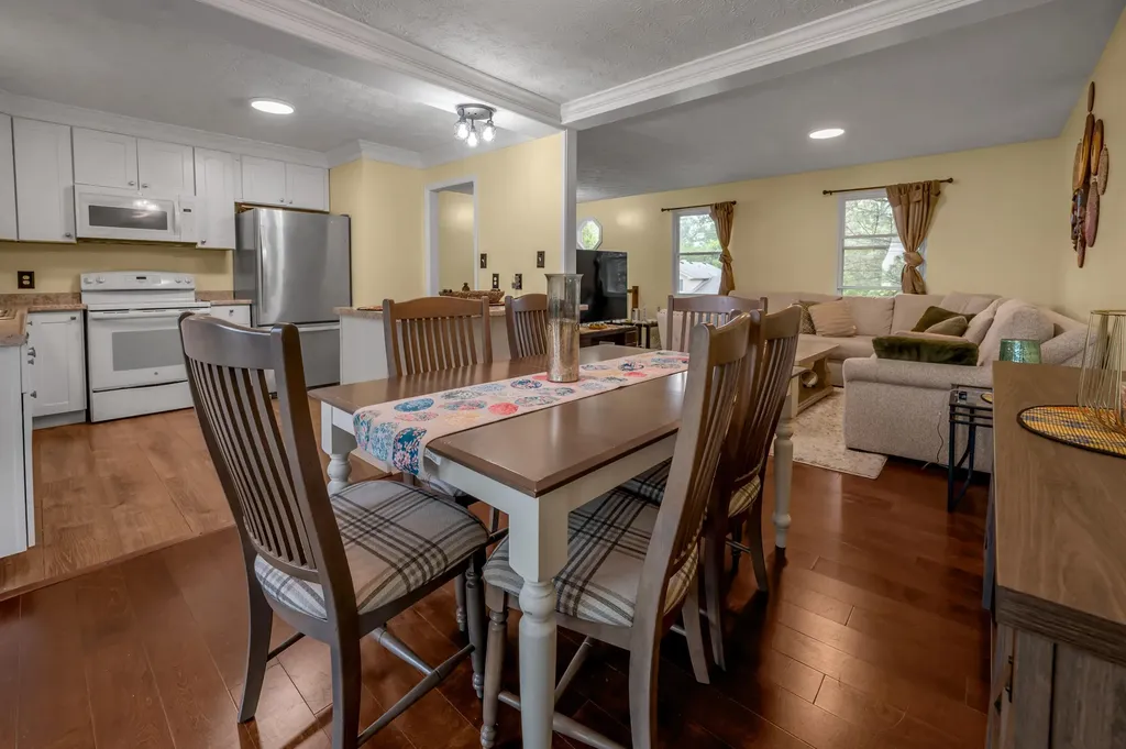 144 Shannon Parkway Nicholasville KY 40356