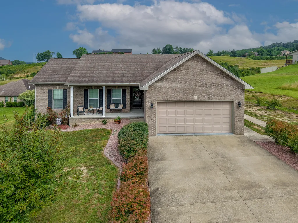 27 Dale Hollow Drive Morehead KY 40351