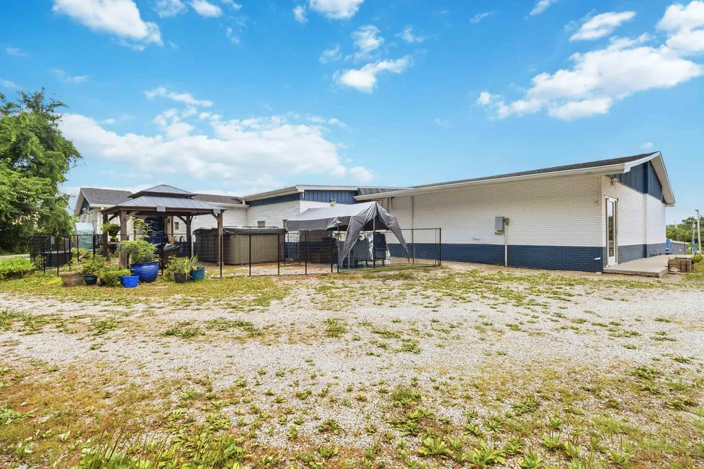 4821 S Highway 27 Somerset KY 42501