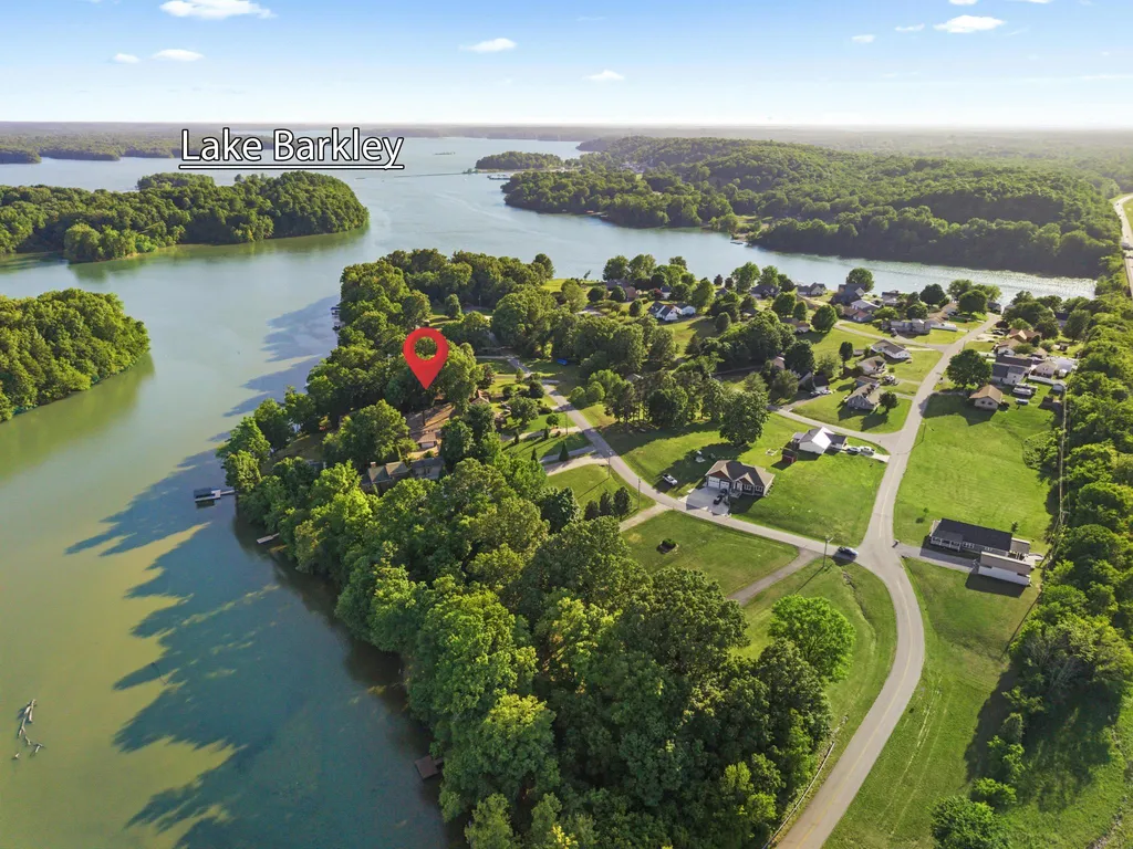 119 Laurens Way Eddyville KY 42038