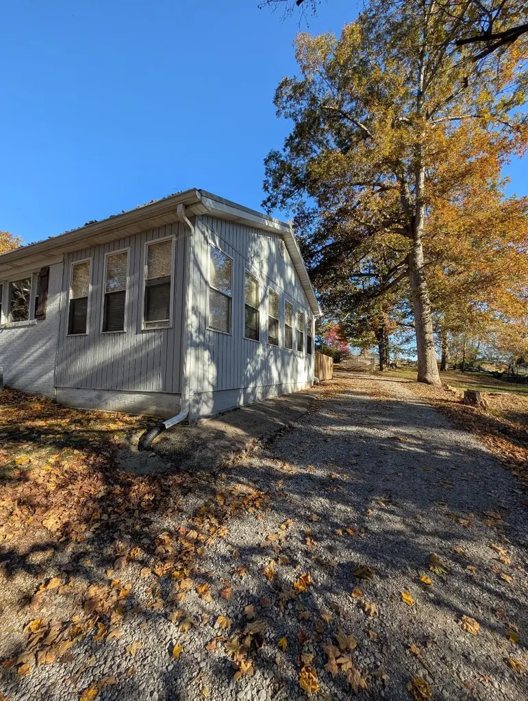 11774 Hopkinsville Road Princeton KY 42445