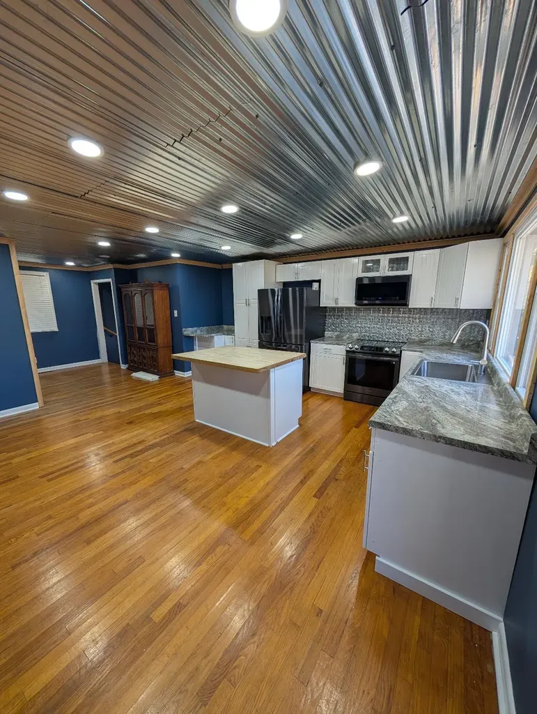 11774 Hopkinsville Road Princeton KY 42445