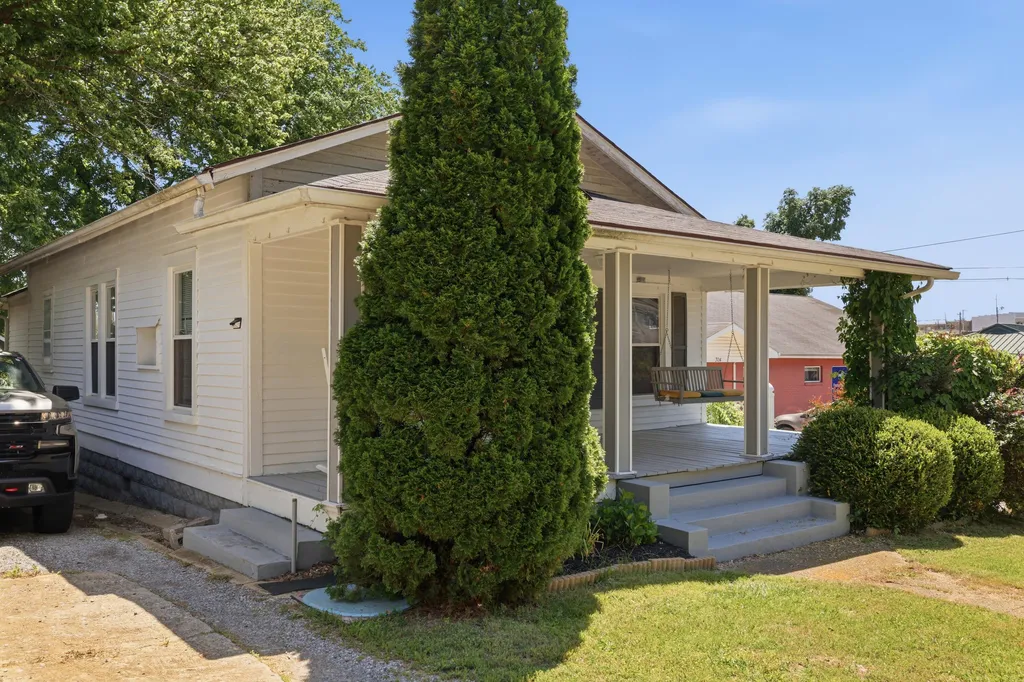 306 S 5th Street Murray KY 42071