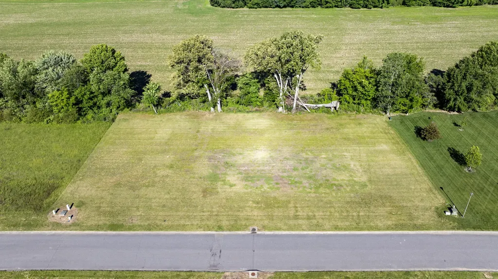 50 & 51 Belle Meade Drive Murray KY 42071