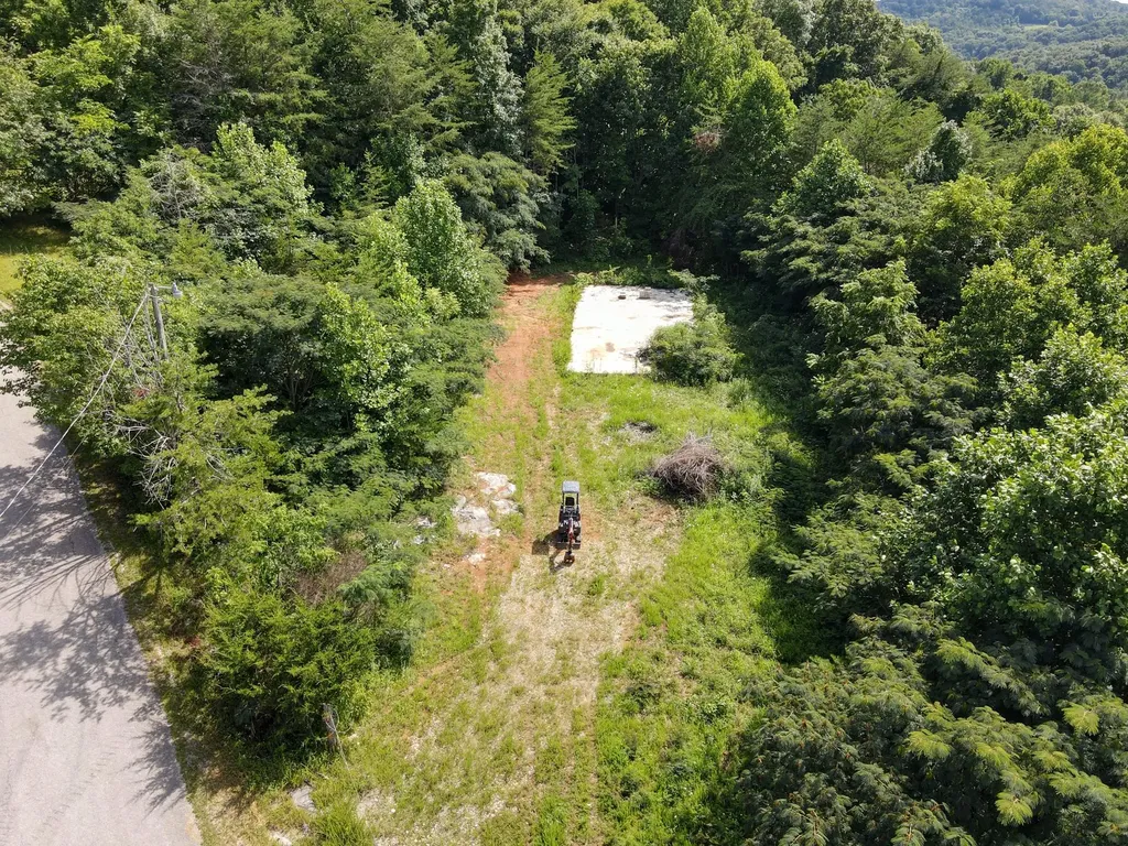 110 Cr-1476 Monticello KY 42633