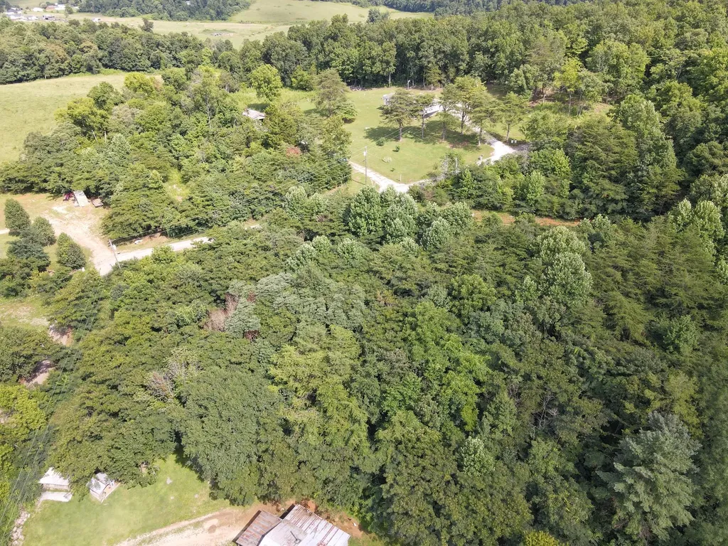 110 Cr-1476 Monticello KY 42633