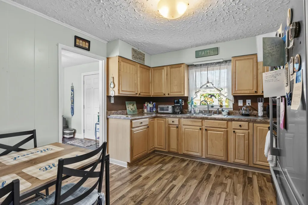 551 Cornishville Street Harrodsburg KY 40330