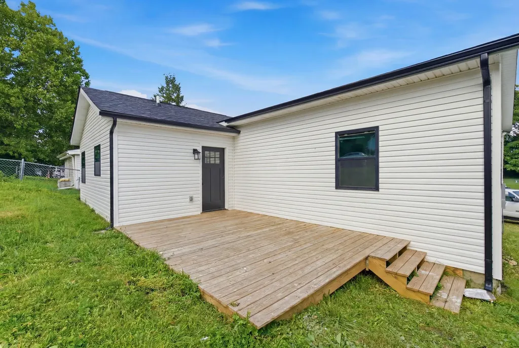 76 Clay Street Winchester KY 40391