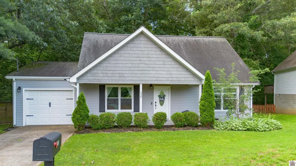 530 Sharry Lynn Drive Paducah KY 42003