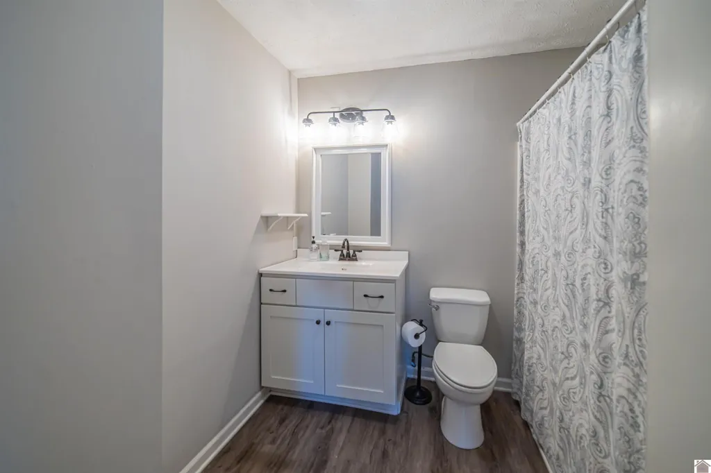 530 Sharry Lynn Drive Paducah KY 42003