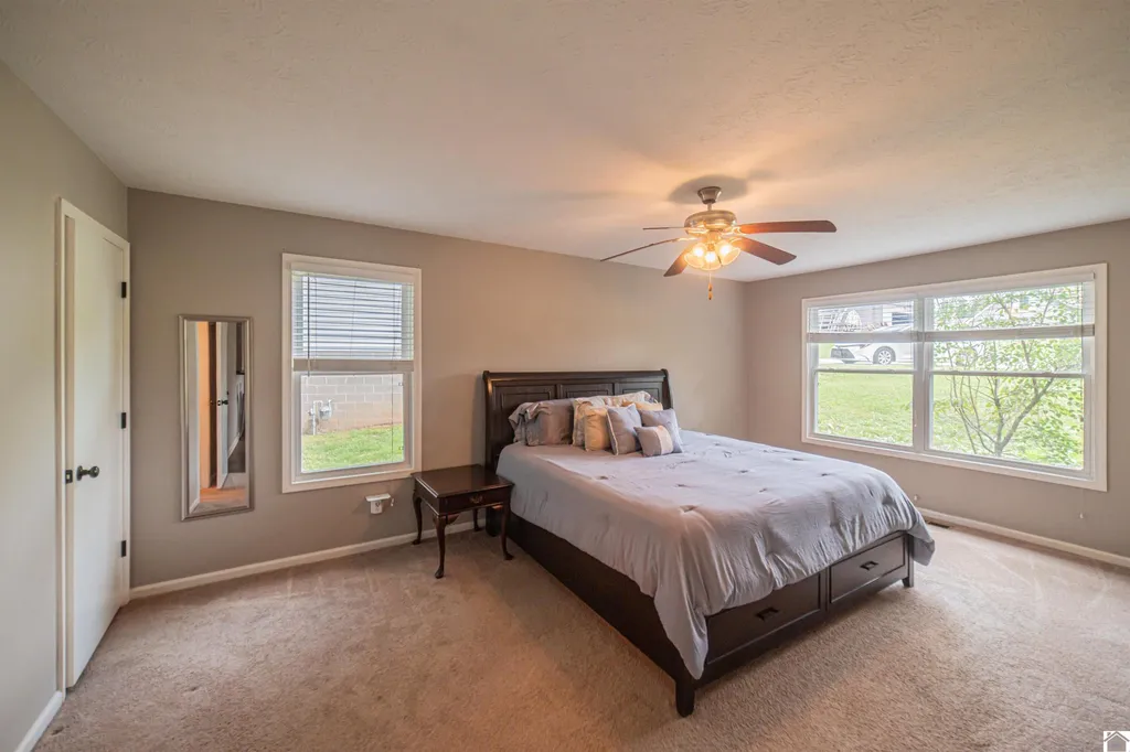 530 Sharry Lynn Drive Paducah KY 42003