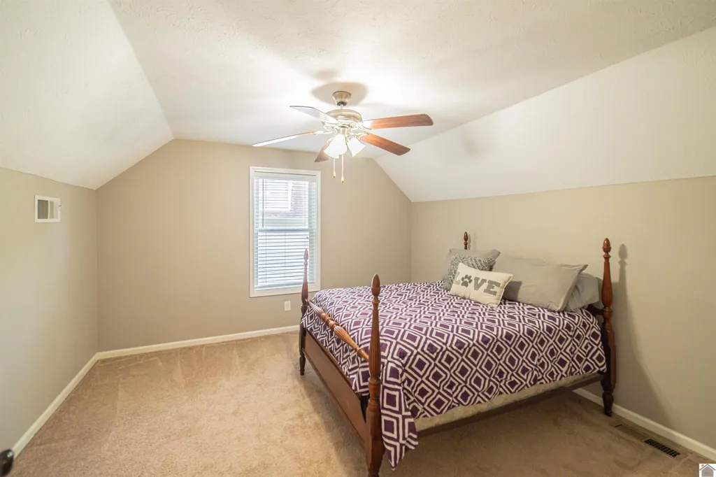 530 Sharry Lynn Drive Paducah KY 42003