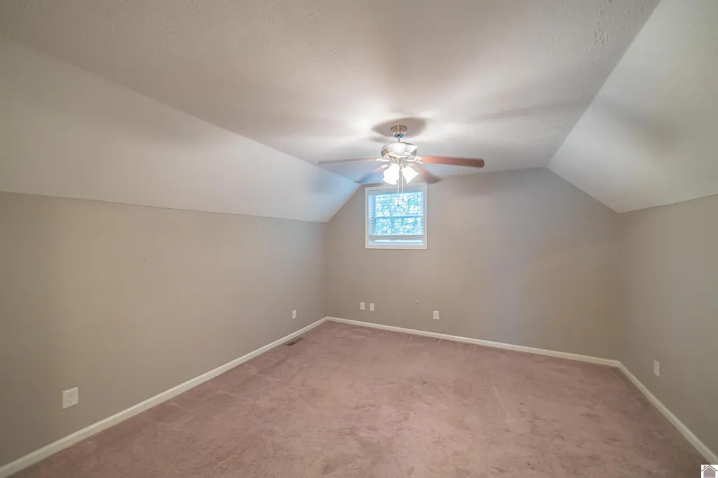 530 Sharry Lynn Drive Paducah KY 42003