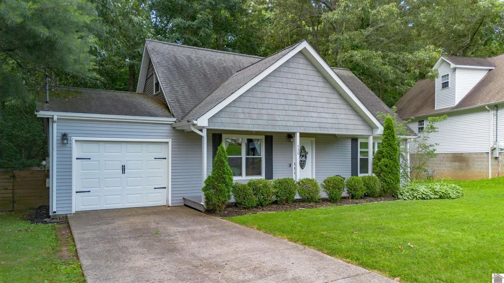 530 Sharry Lynn Drive Paducah KY 42003