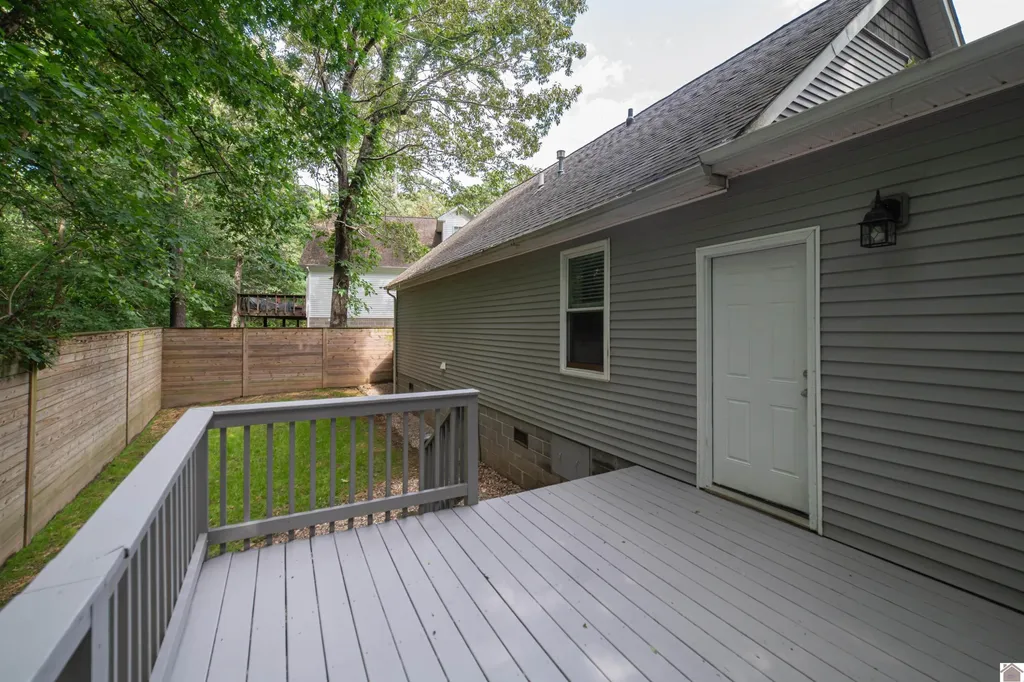 530 Sharry Lynn Drive Paducah KY 42003