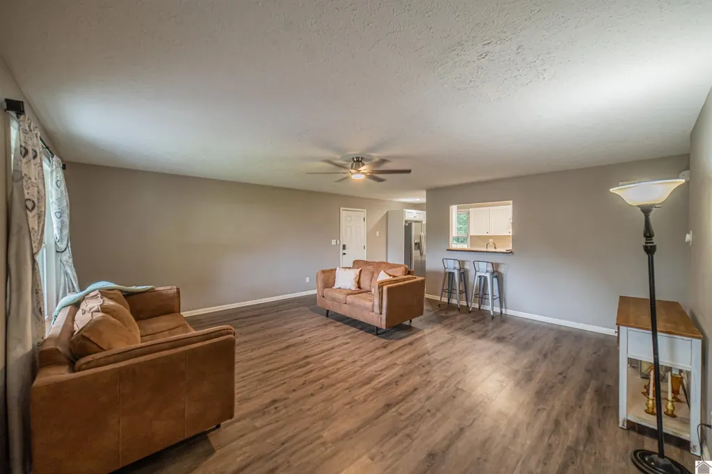530 Sharry Lynn Drive Paducah KY 42003