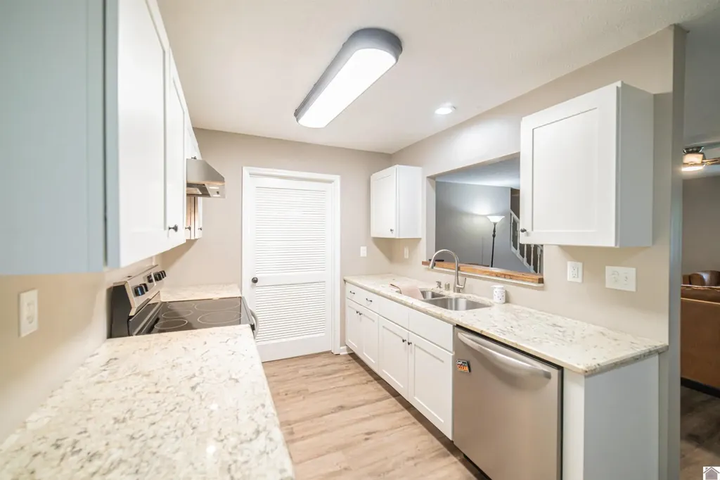 530 Sharry Lynn Drive Paducah KY 42003