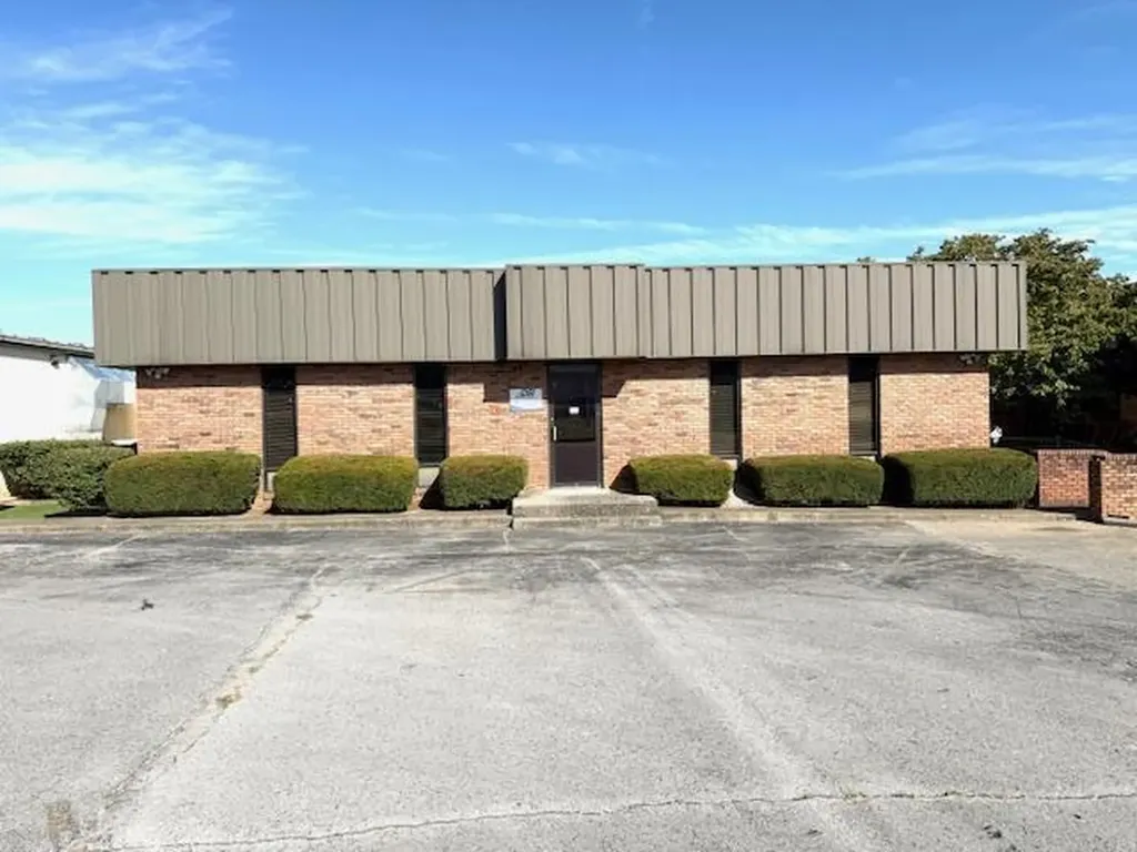 208 Bradshaw Pike Hopkinsville KY 42240