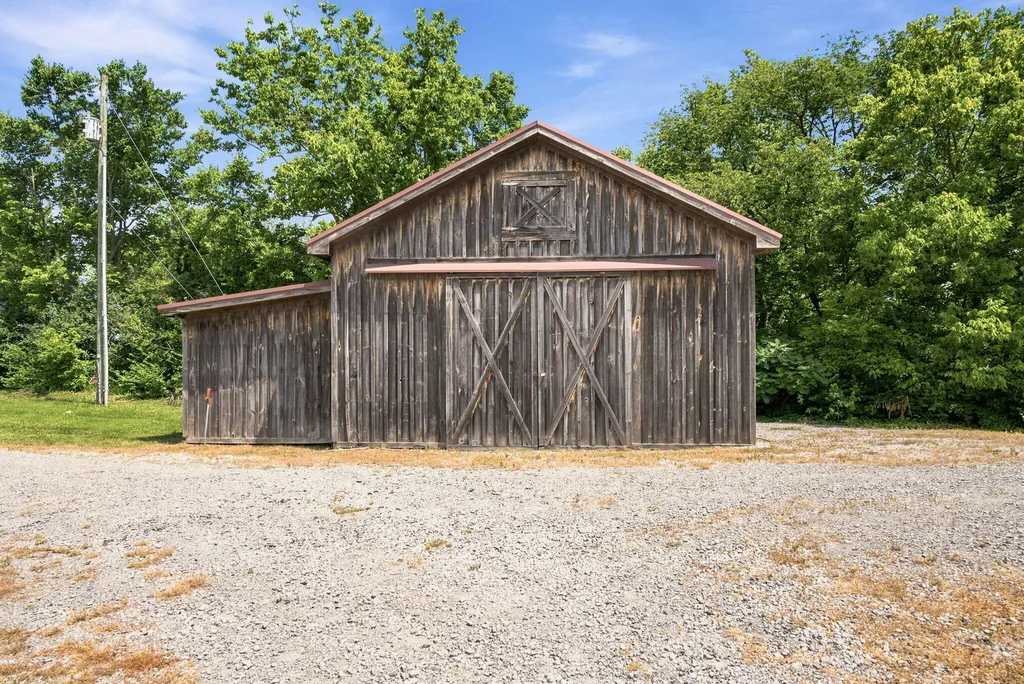 860 Wells Landing Road Danville KY 40422