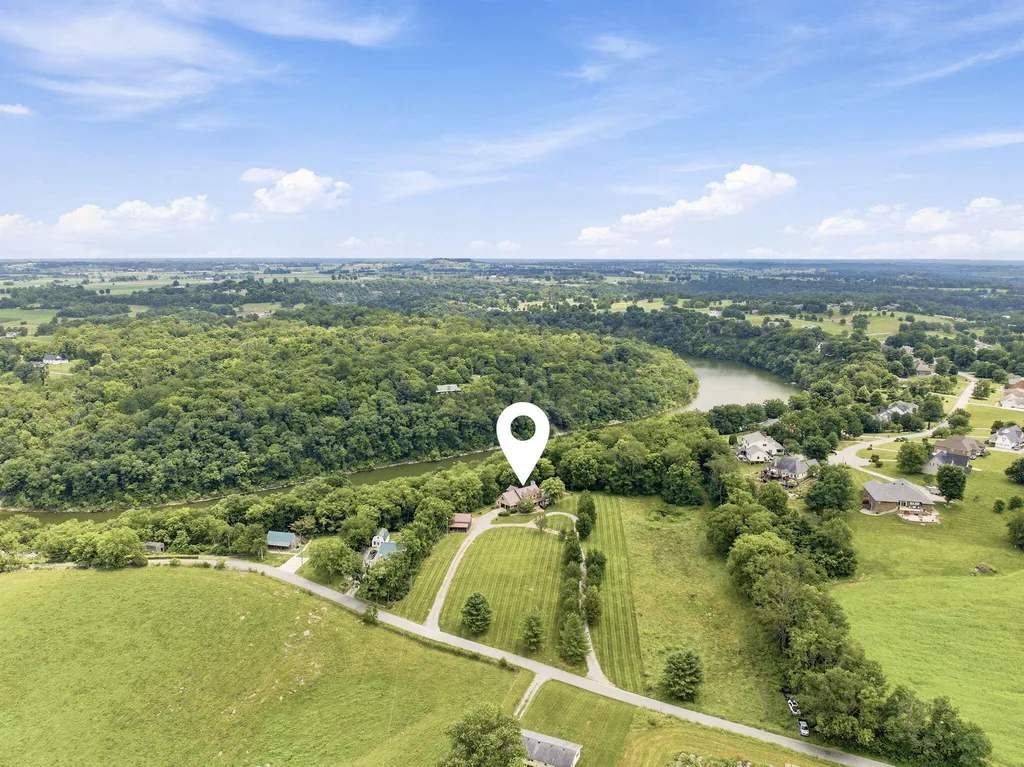 860 Wells Landing Road Danville KY 40422