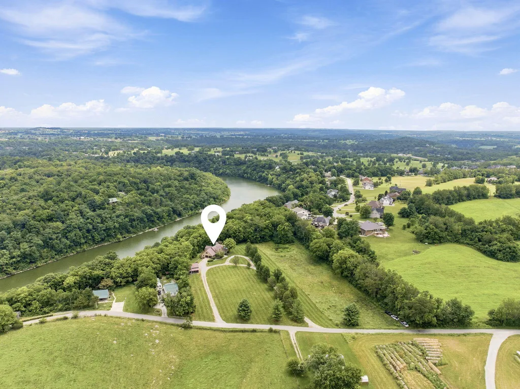 860 Wells Landing Road Danville KY 40422