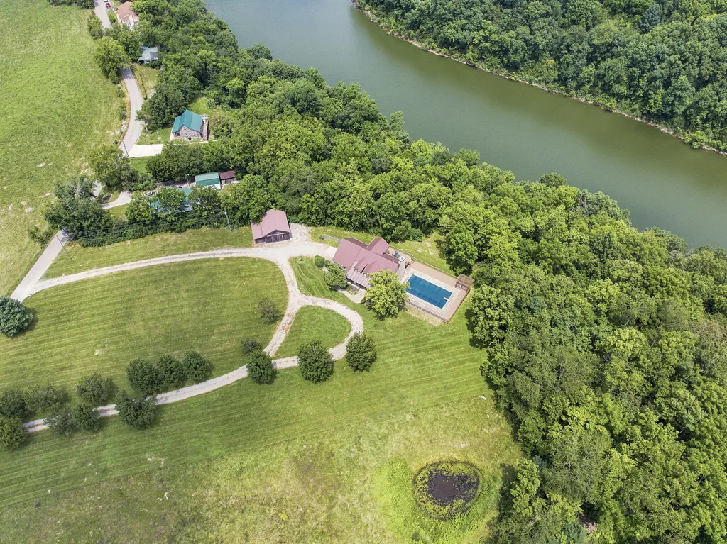 860 Wells Landing Road Danville KY 40422