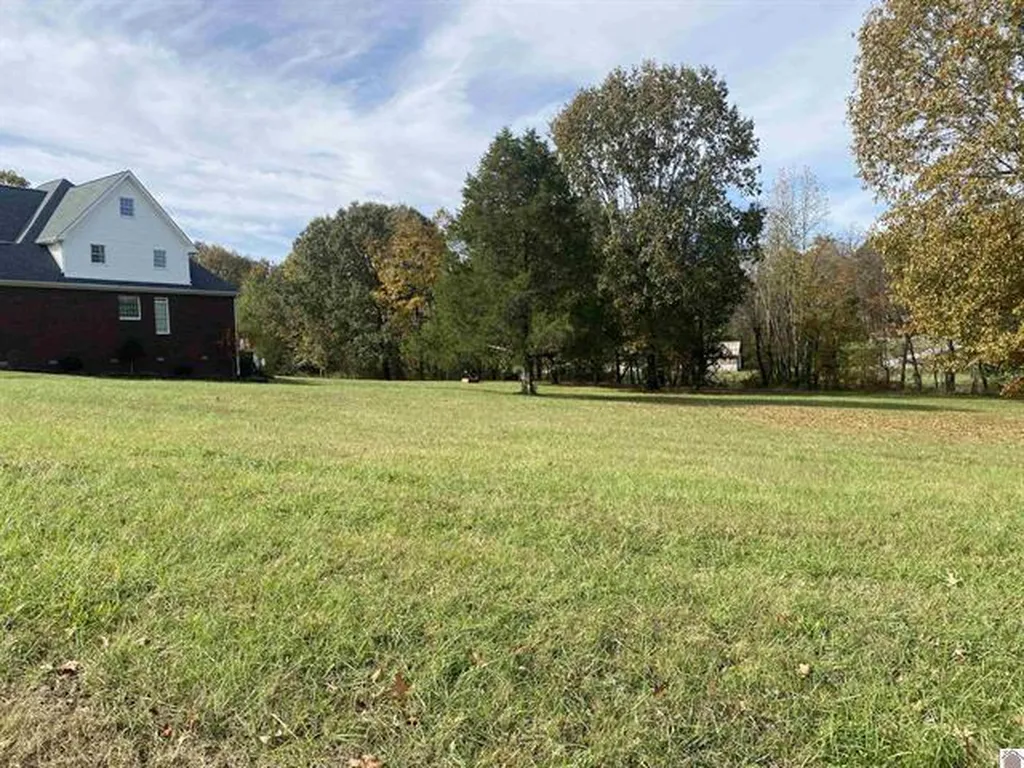 Lot 34 & 35 Woodtrace Lane Benton KY 42025