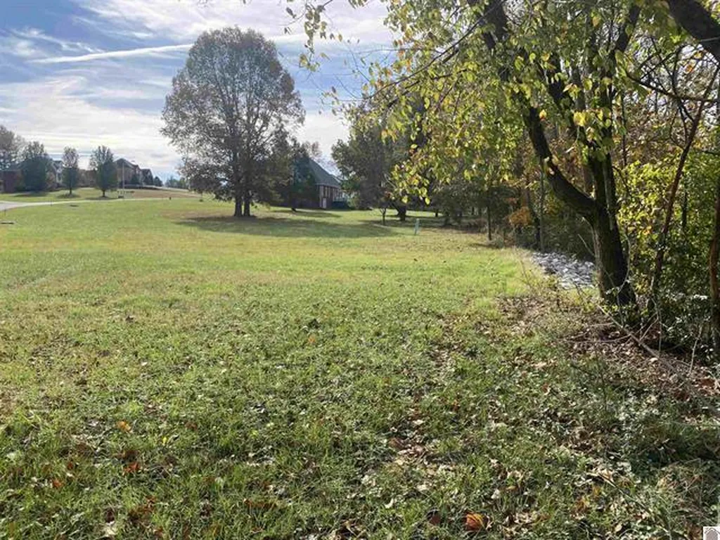 Lot 34 & 35 Woodtrace Lane Benton KY 42025