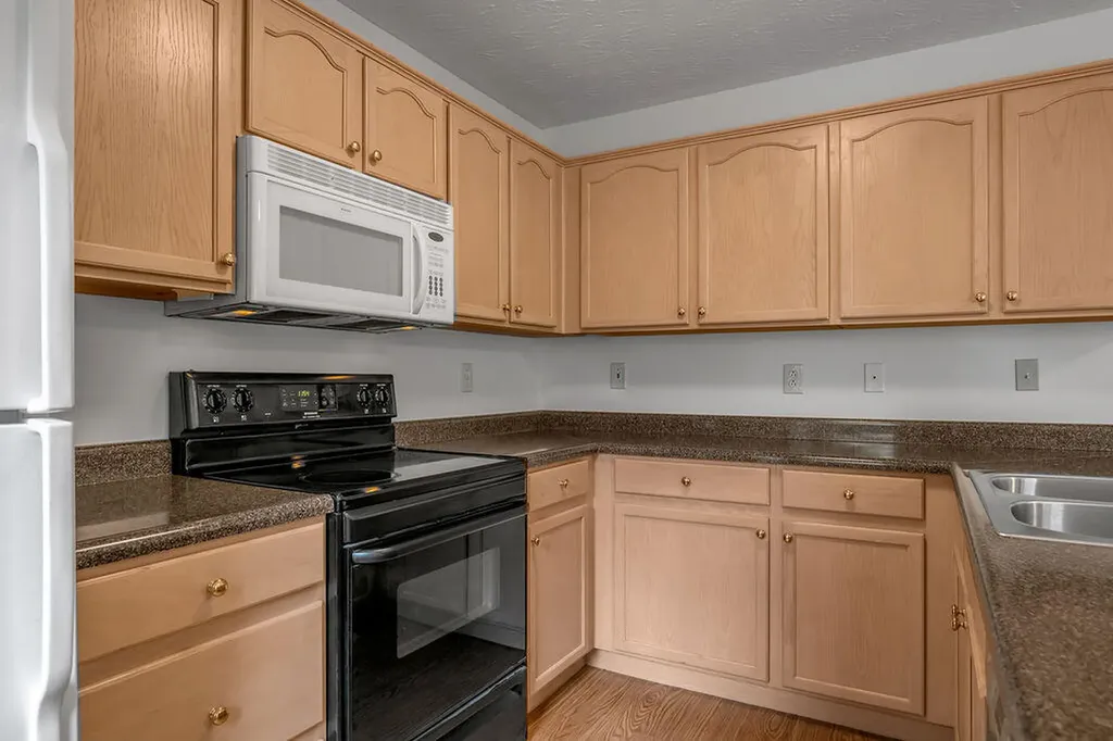 202 S Gratz Street Midway KY 40347