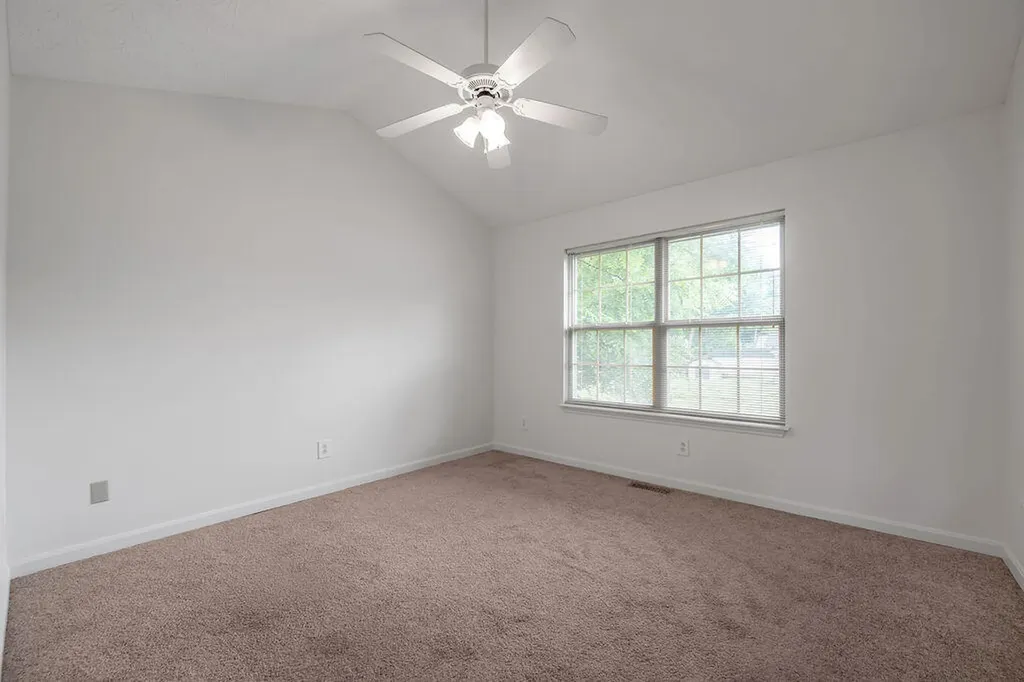 202 S Gratz Street Midway KY 40347