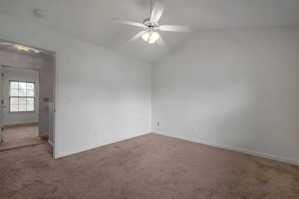 202 S Gratz Street Midway KY 40347