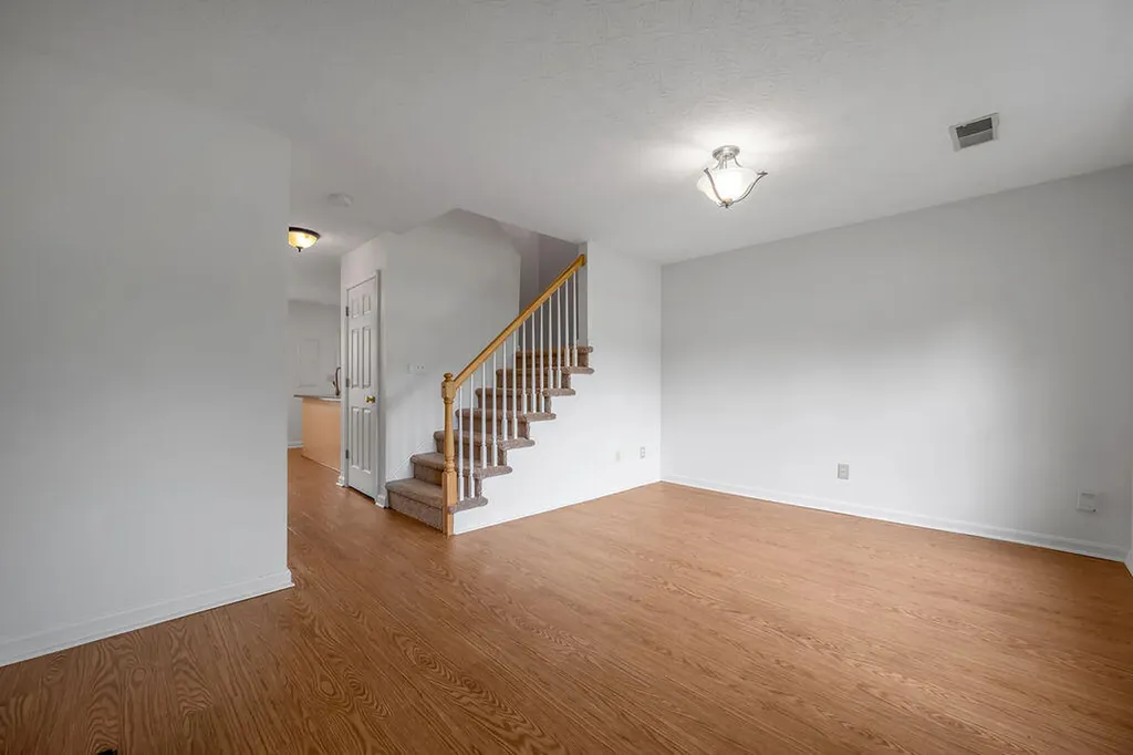 202 S Gratz Street Midway KY 40347